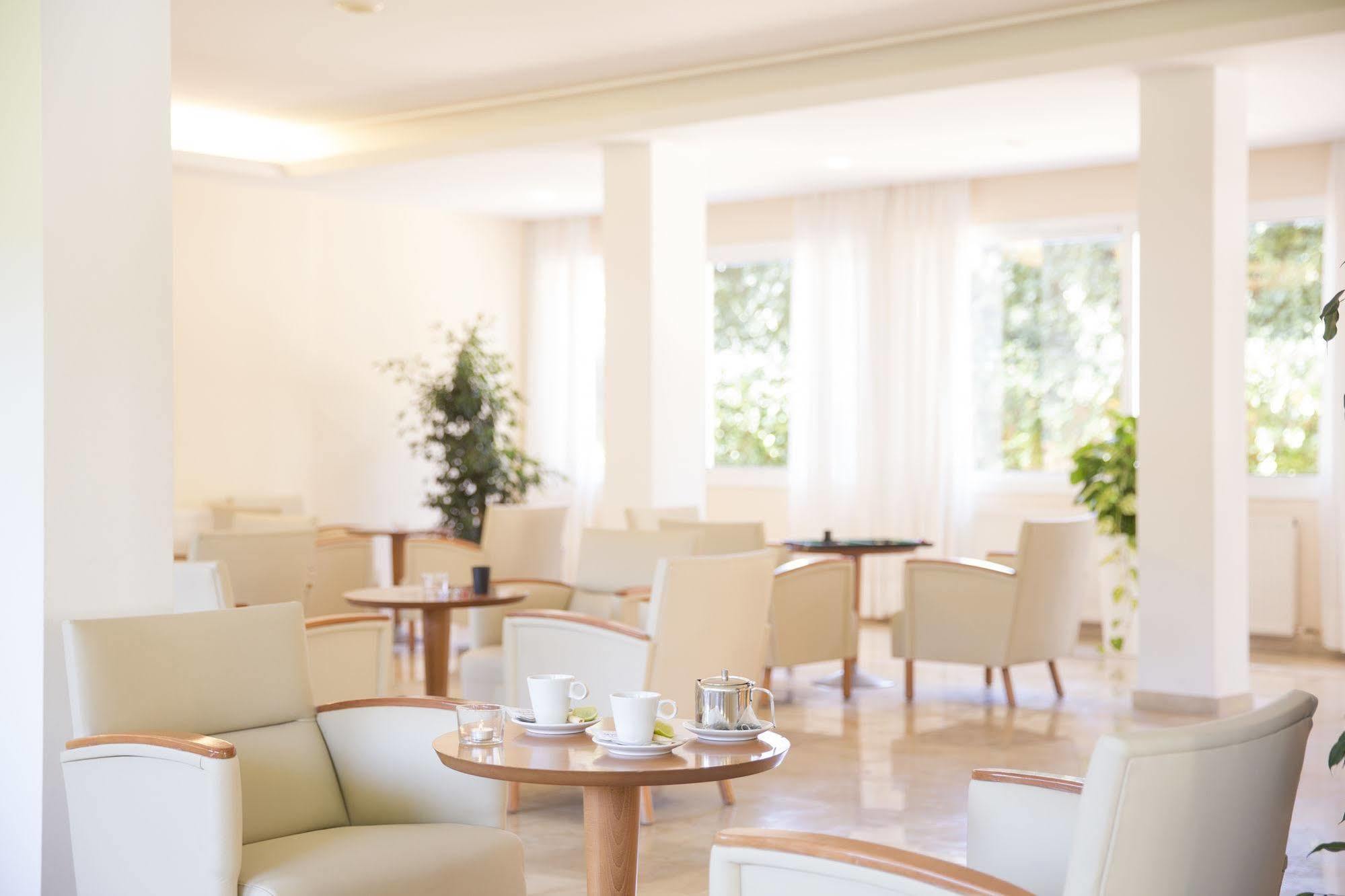 Sun Aparthotel 3*